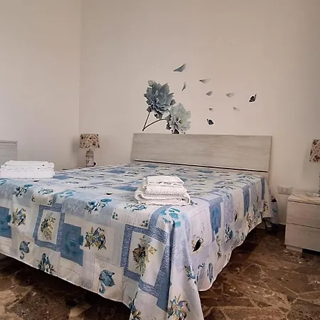 Ferienhaus Lorena A Mancaversa Marina di Mancaversa